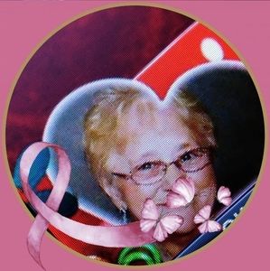 Meet your Posher, Lydia